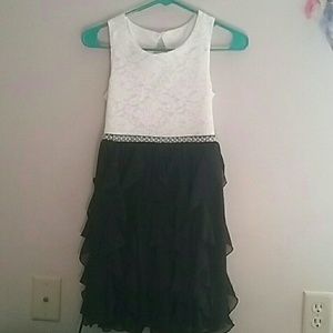 Black and white formal Speechless Dress